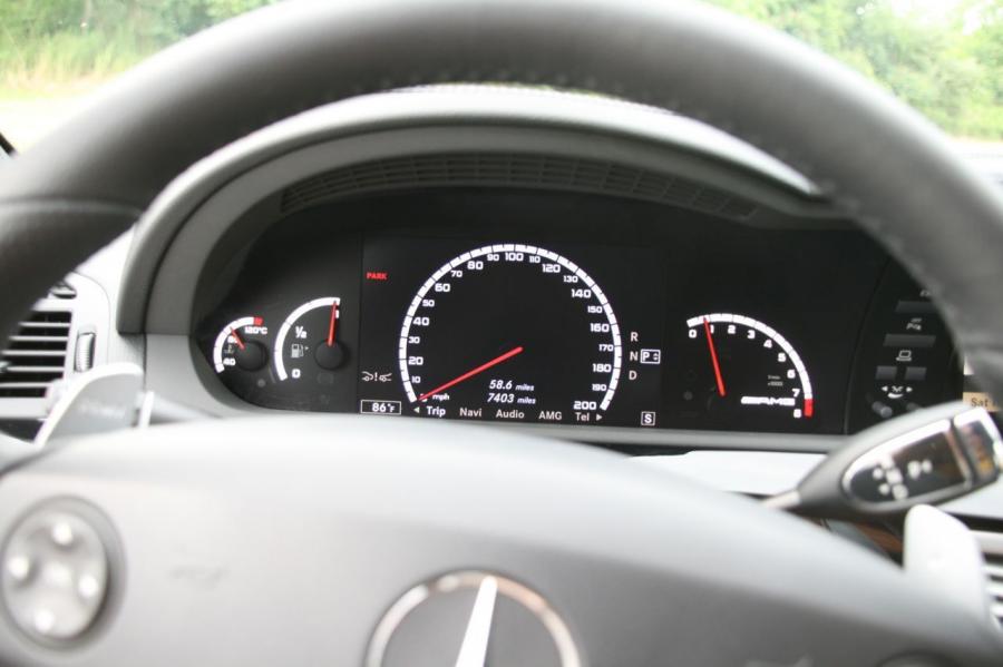  Mercedes-Benz S63 AMG 2008 года  (фото 21 из 42)